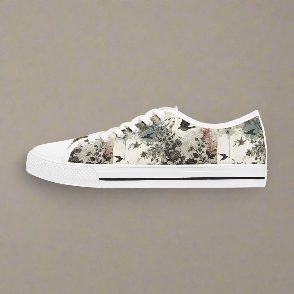 Eternal Vibes Women's Low Top Sneakers