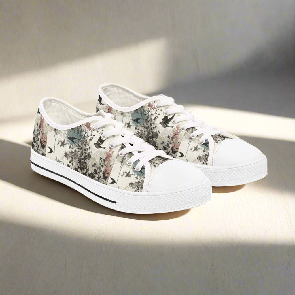 Eternal Vibes Women's Low Top Sneakers